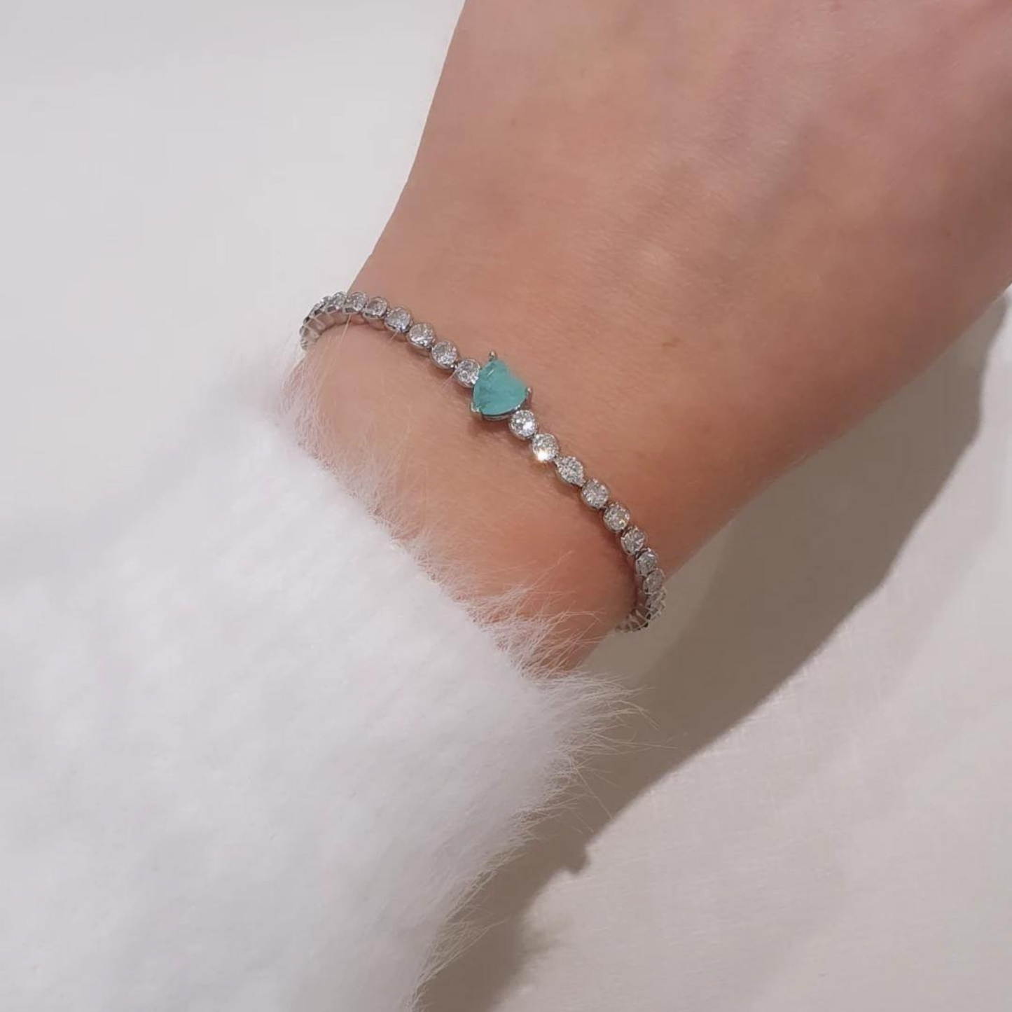 Pulseira mini coração esmeralda colombiana