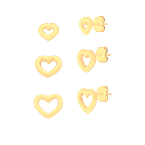 Brinco coração vazado trio. Um verdadeiro encanto!   Semijoia perfeita para quem ama delicadeza e não abre mão da elegância para compor os acessórios e looks. Excelente escolha se você busca uma peça única e versátil. 