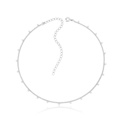 Choker de bolinhas com banho de ródio branco. Um verdadeiro encanto!  Semijoia perfeita para quem ama delicadeza e não abre mão da elegância para compor os acessórios e looks. Conta com um extensor de 7 cm em sua corrente para garantir o ajuste perfeito para qualquer ocasião. Excelente escolha para quem busca uma peça única e ao mesmo tempo super versátil.