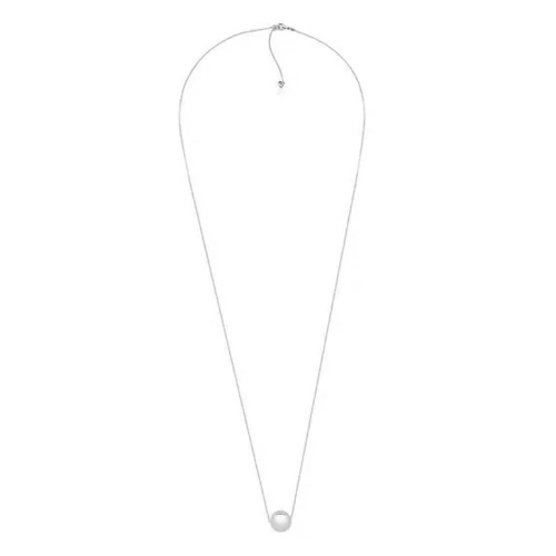 Colar com pingente de bolinha 8 MM e corrente veneziana. Um verdadeiro encanto!  Semijoia perfeita para quem não abre mão da personalidade e elegância para compor os acessórios e looks. Excelente escolha para quem busca uma peça única e versátil. 